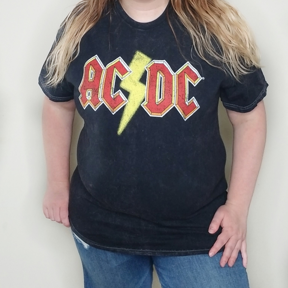 ACDC》 Acid Wash Black Crackle Graphic Tee Lrg